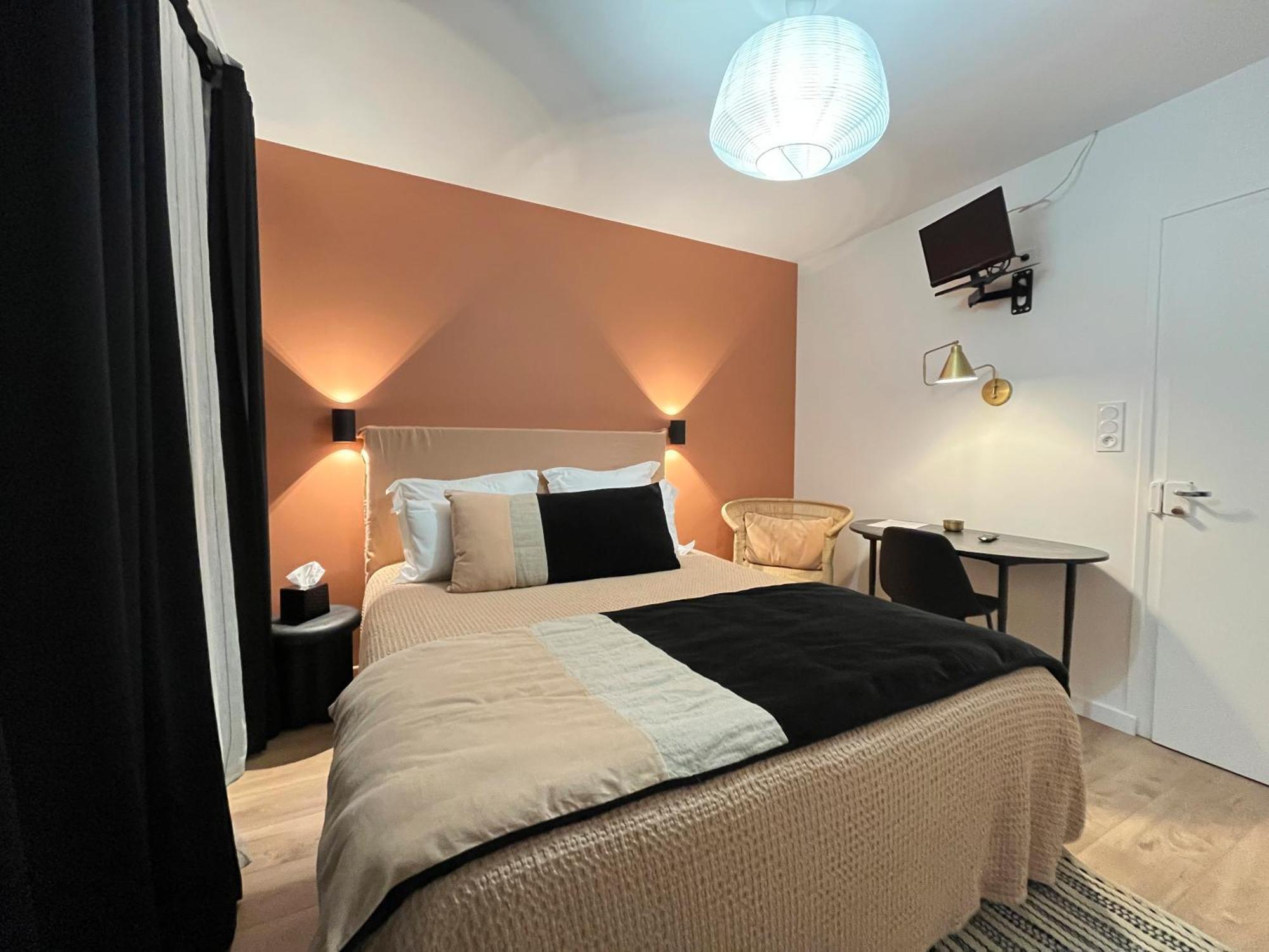 Hotel Du Commerce クリュニー エクステリア 写真
