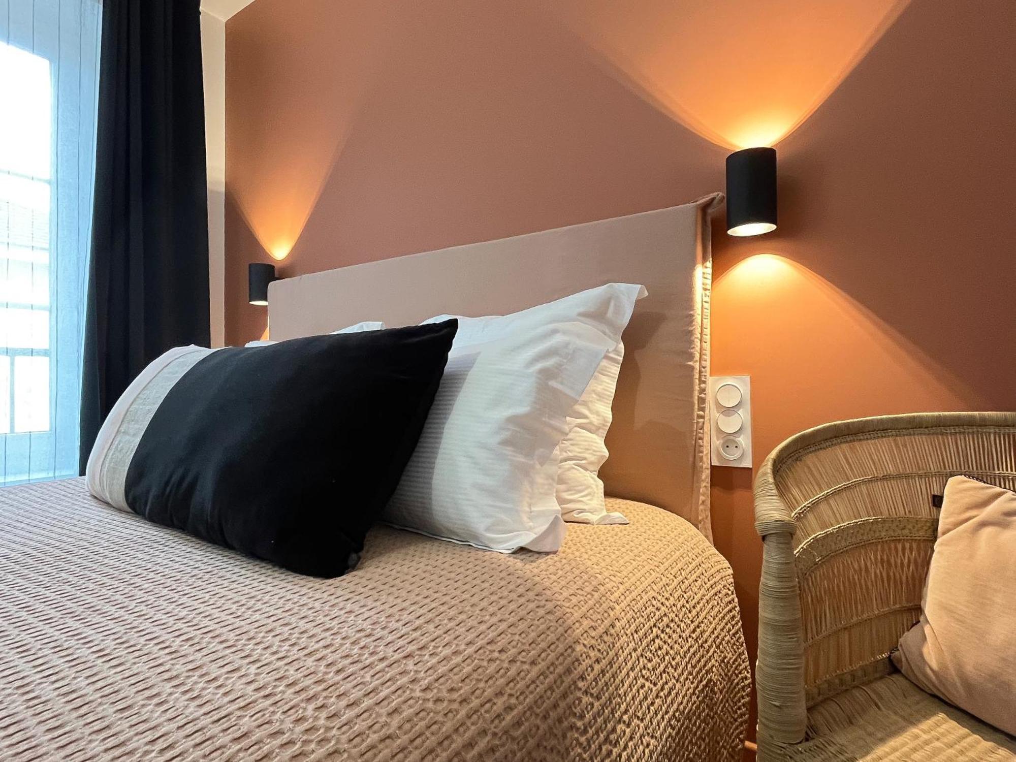 Hotel Du Commerce クリュニー エクステリア 写真